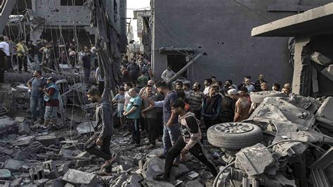 İ­s­r­a­i­l­ ­y­i­n­e­ ­m­ü­l­t­e­c­i­ ­k­a­m­p­ı­n­ı­ ­v­u­r­d­u­:­ ­Ç­o­k­ ­s­a­y­ı­d­a­ ­ö­l­ü­ ­v­a­r­